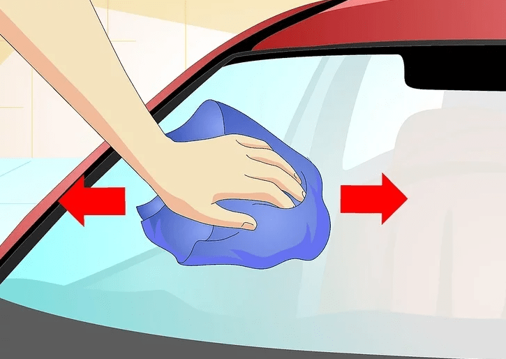 تمیز کردن شیشه خودرو